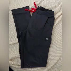 Figs Yola Skinny Scrub Pants - Charcoal-